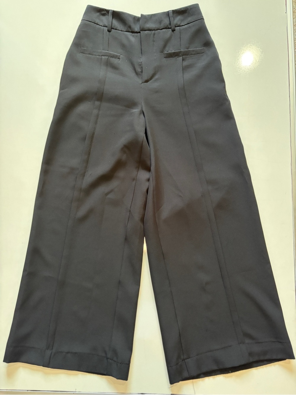 By design black pleat front trousers women’s size 2 wide leg business casual